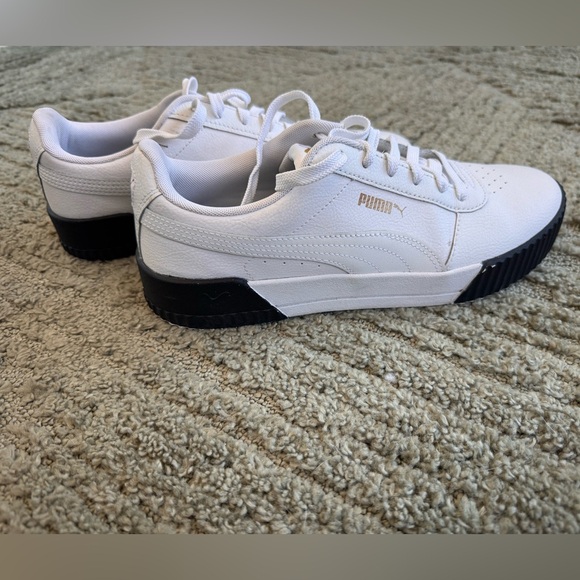 Puma White Sneakers with Black Soles - Picture 1 of 6